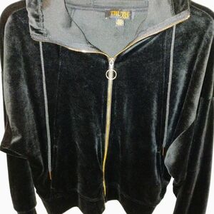 Truth Women's Black Velvet Retro Jacket
